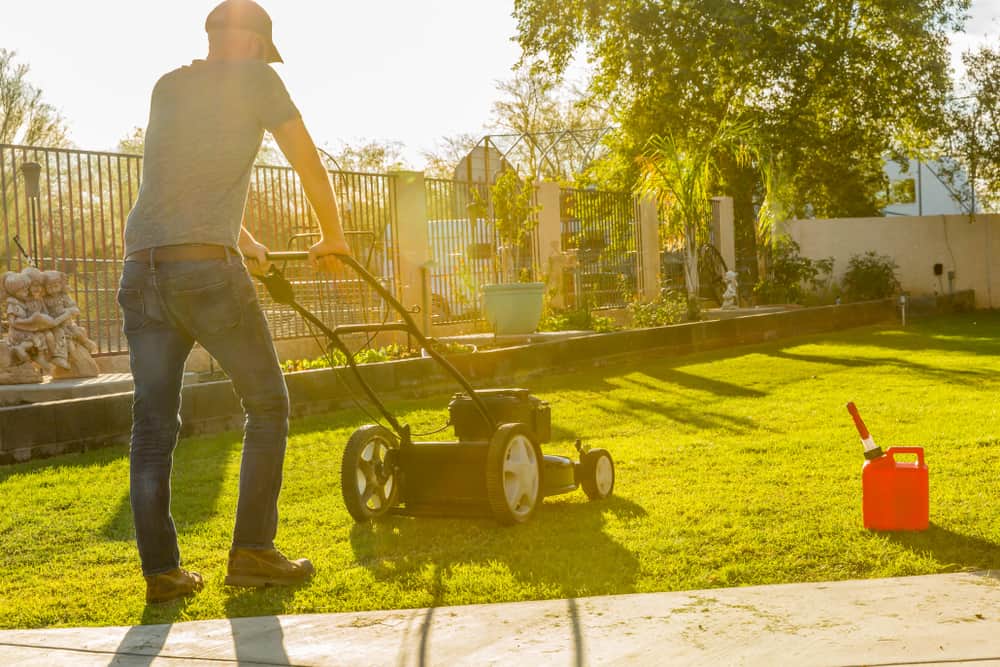 california-bill-1346-may-ban-gas-powered-lawn-equipment-in-2024